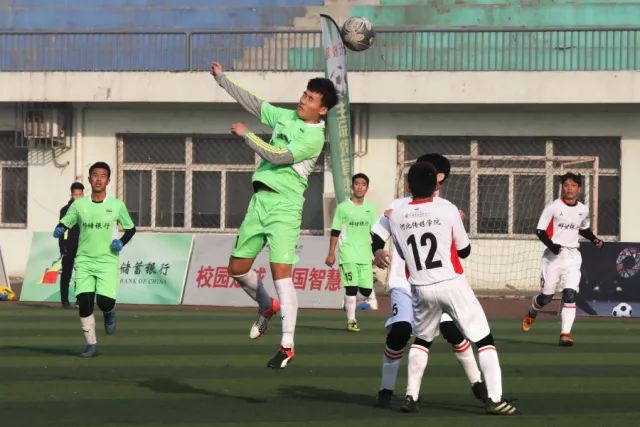 勇士促成NBA史上首个六方交易 李凯尔正式加盟