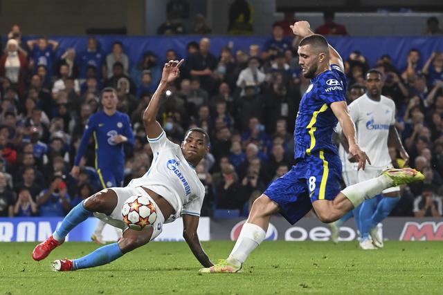 张镇麟37分辽宁胜上海 沈梓捷22分深圳胜天津